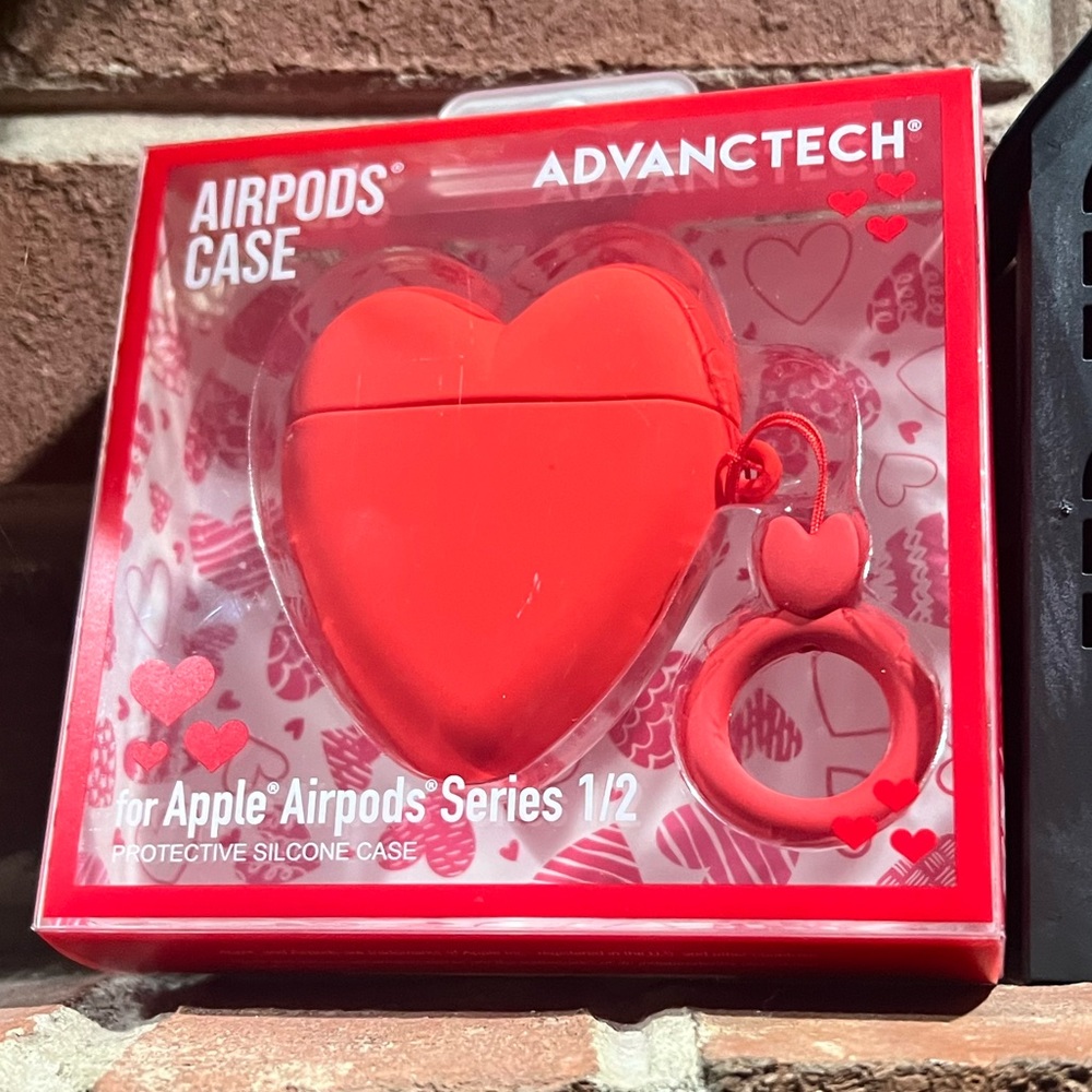ADVANCTECH | AirPods Case Series 1/2 
Red Heart